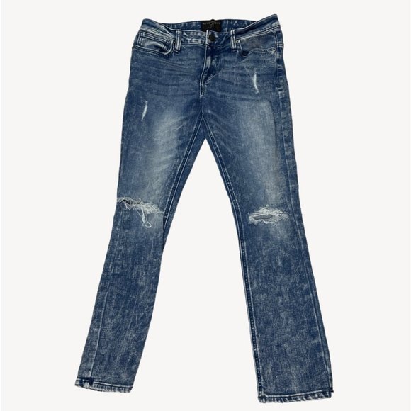 No Boundaries Jeans Womens 30/30 Blue Denim Distressed Straight Leg Pants Bottom - Picture 2 of 8